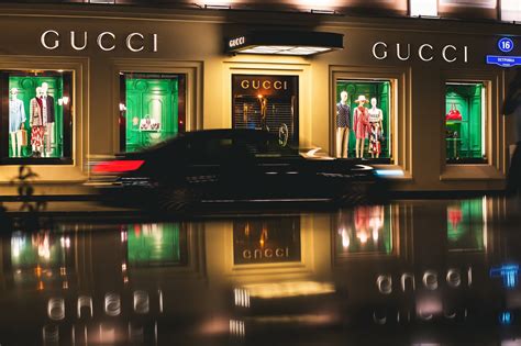 gucci societa fatturato|gucci products and services.